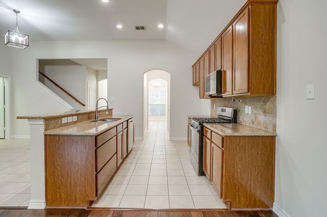 3801 Weatherstone Drive, Fort Worth, TX 76137