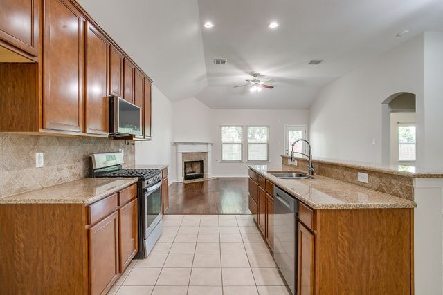 3801 Weatherstone Drive, Fort Worth, TX 76137