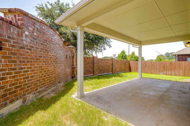 3801 Weatherstone Drive, Fort Worth, TX 76137