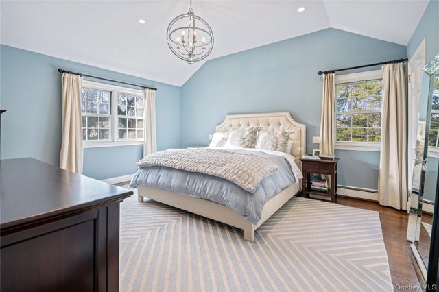 172 Burtis Lane, Syosset, NY 11791