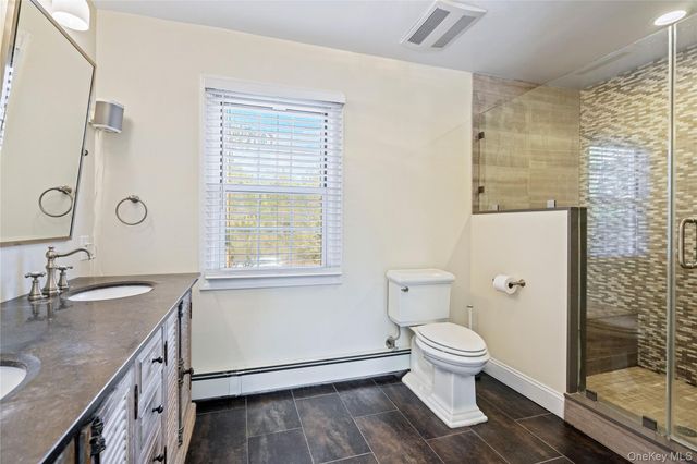 172 Burtis Lane, Syosset, NY 11791