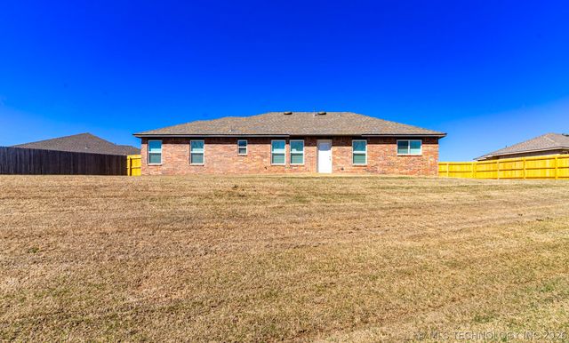 15027 S Poplar Place, Glenpool, OK 74033