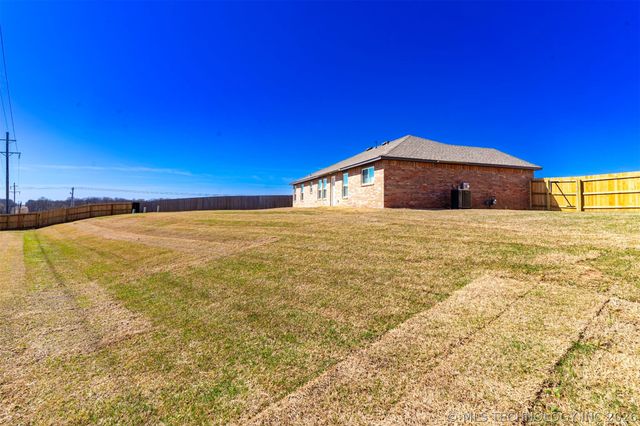 15027 S Poplar Place, Glenpool, OK 74033