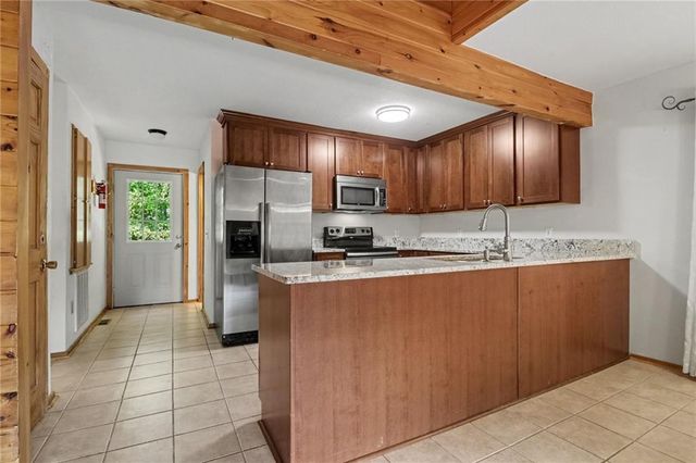 825 Satterfield Road, Cleveland, GA 30528