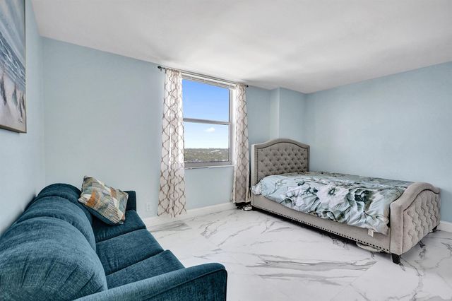 1010 S Ocean Boulevard 2009, Pompano Beach, FL 33062