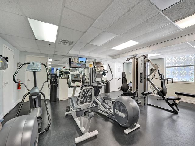 1010 S Ocean Boulevard 2009, Pompano Beach, FL 33062