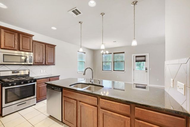 5212 Ingersoll LN, Austin, TX 78744