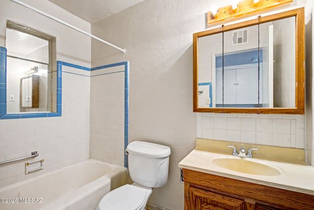 3249 E 25th Street, Tucson, AZ 85713