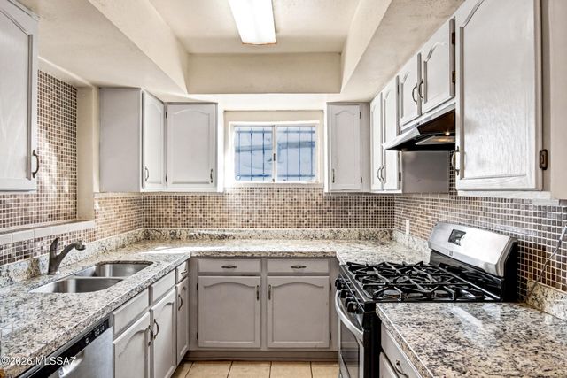 3249 E 25th Street, Tucson, AZ 85713