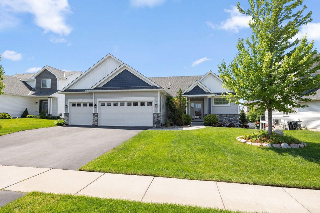 15672 Fairchild Way, Apple Valley, MN 55124