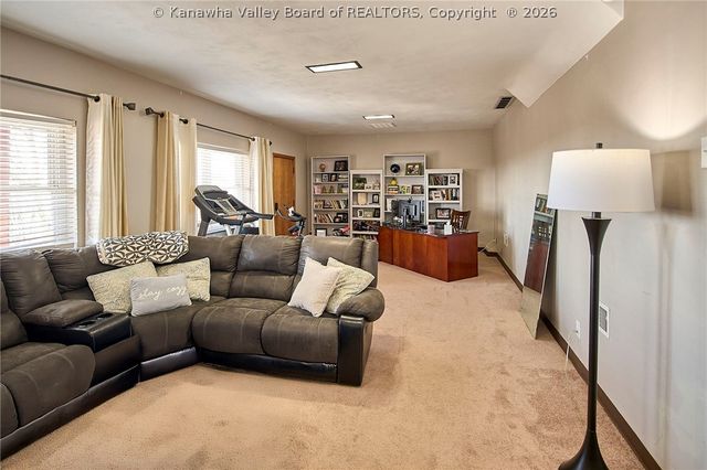 1555 Summit Drive, Charleston, WV 25302