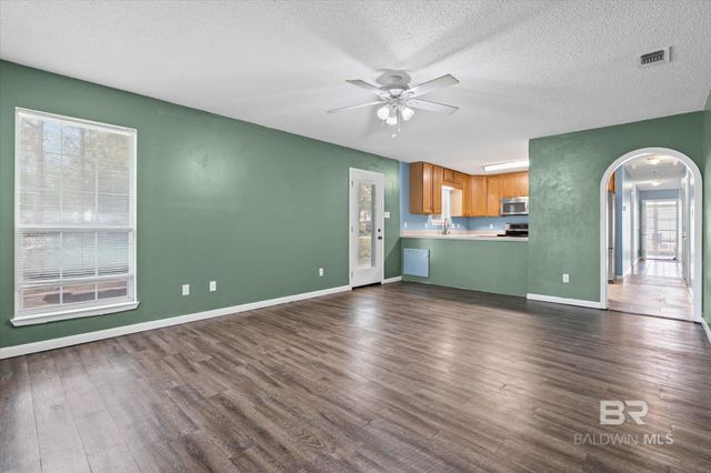 600 E 23rd Avenue, Gulf Shores, AL 36542