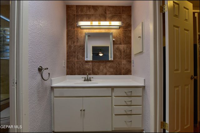 6840 Granero Drive, El Paso, TX 79912