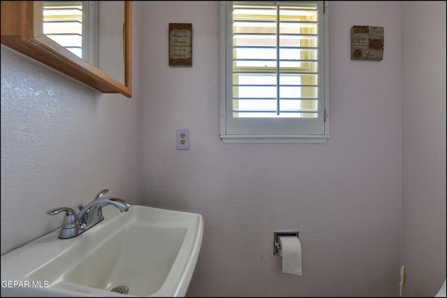 6840 Granero Drive, El Paso, TX 79912