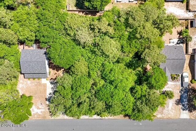 138 NE 14th Street, Oak Island, NC 28465