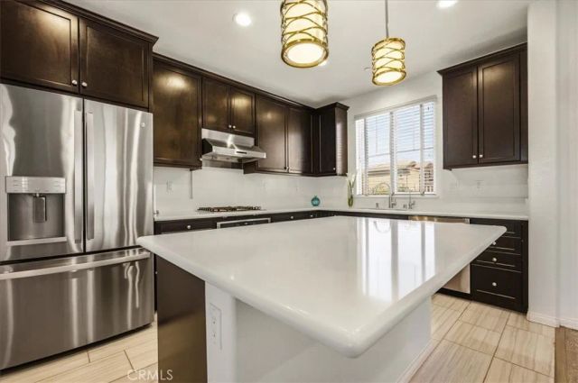 786 Plum 108, Pomona, CA 91767