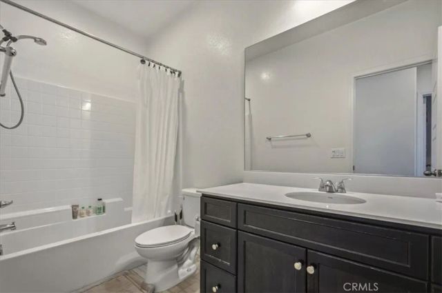 786 Plum 108, Pomona, CA 91767