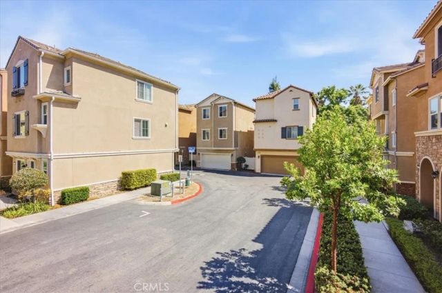 786 Plum 108, Pomona, CA 91767
