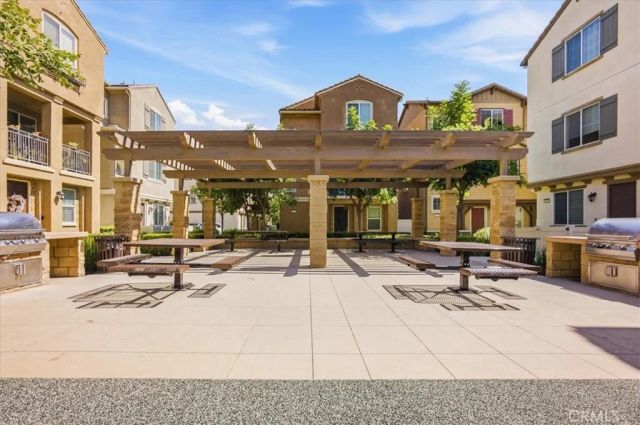 786 Plum 108, Pomona, CA 91767
