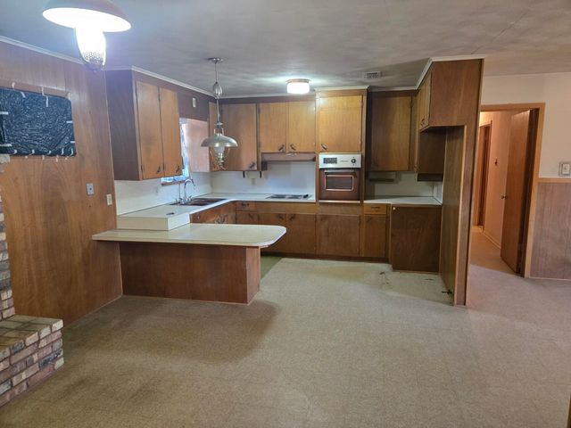 2935 Monroe, Longview, TX 75602