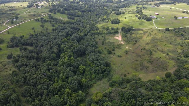 1293 Timberwood Street, Bristow, OK 74010