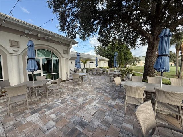 2740 Cypress Trace CIR 2723, Naples, FL 34119