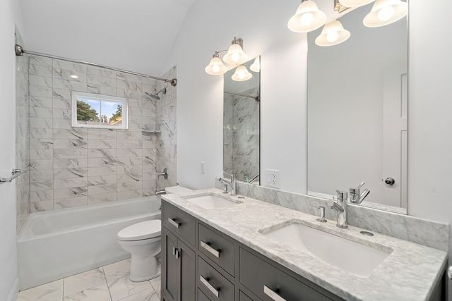 17 Vernon St 17, Newton, MA 02458