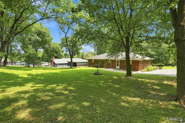 1329 Coburg Lands Drive, Bellefontaine Nghbrs, MO 63137
