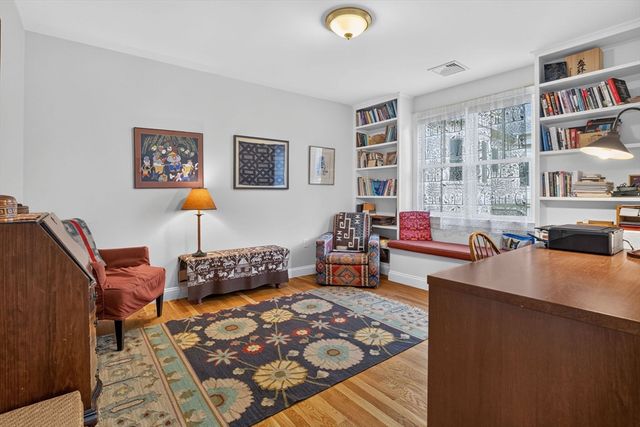 33 Sedgwick Street 33, Boston, MA 02130