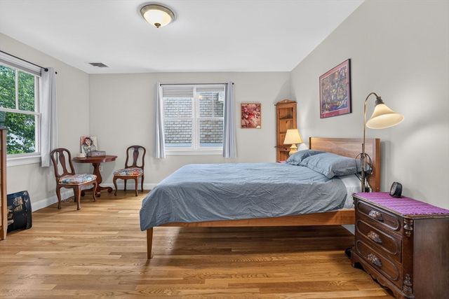 33 Sedgwick Street 33, Boston, MA 02130