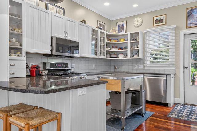 33 Sedgwick Street 33, Boston, MA 02130