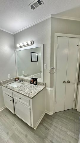 806 Crestline Drive, Mexia, TX 76667