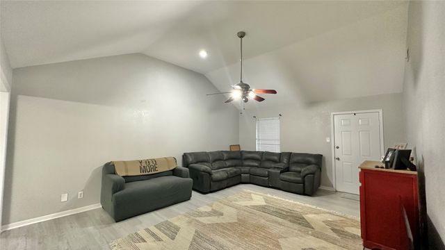 806 Crestline Drive, Mexia, TX 76667