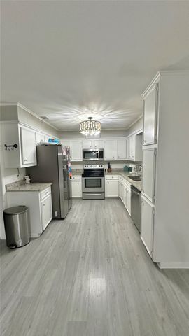 806 Crestline Drive, Mexia, TX 76667