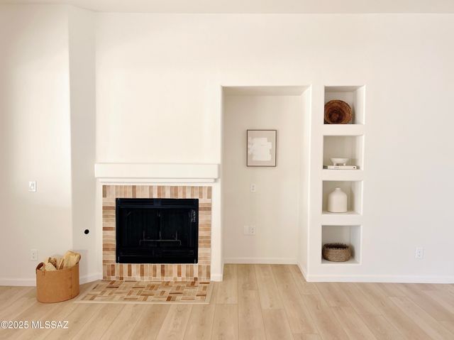 13940 N Bentwater Drive, Oro Valley, AZ 85755