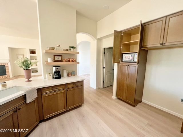 13940 N Bentwater Drive, Oro Valley, AZ 85755