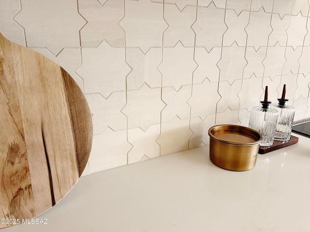 13940 N Bentwater Drive, Oro Valley, AZ 85755