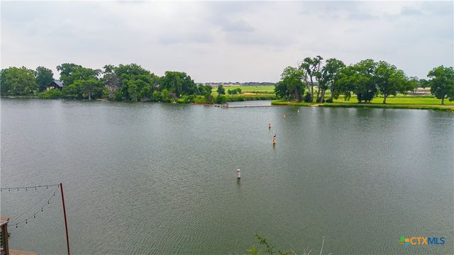 829 Lakeside Pass, New Braunfels, TX 78130