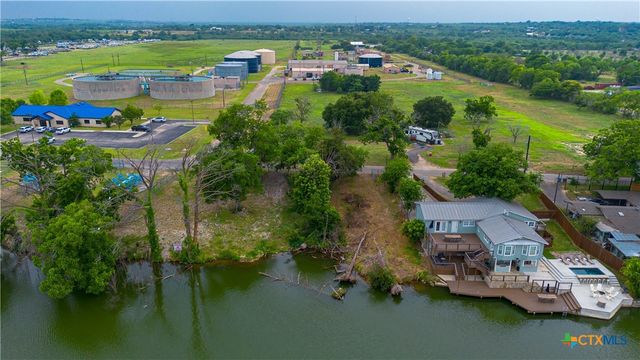 829 Lakeside Pass, New Braunfels, TX 78130