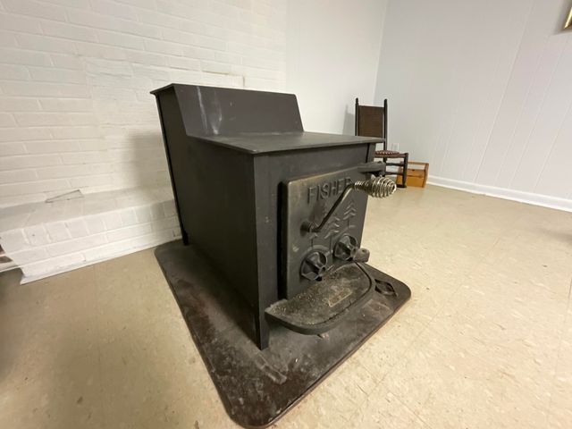 400 Woodland CIR, Lynchburg, VA 24502