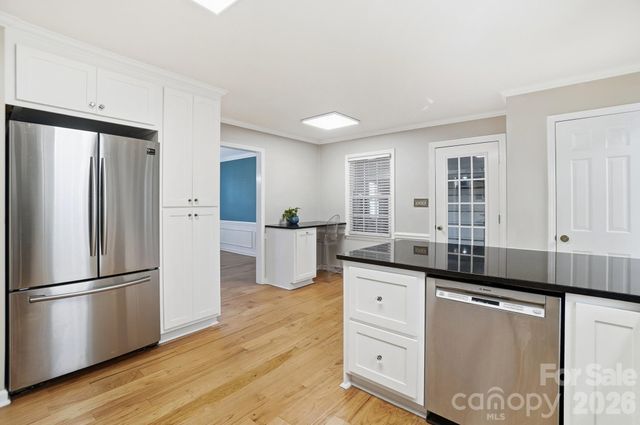 1308 Dumbarton Road, Gastonia, NC 28054