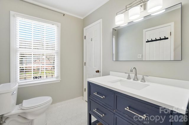 1308 Dumbarton Road, Gastonia, NC 28054