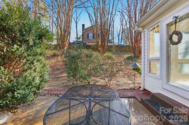 1308 Dumbarton Road, Gastonia, NC 28054