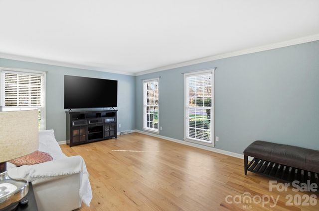 1308 Dumbarton Road, Gastonia, NC 28054