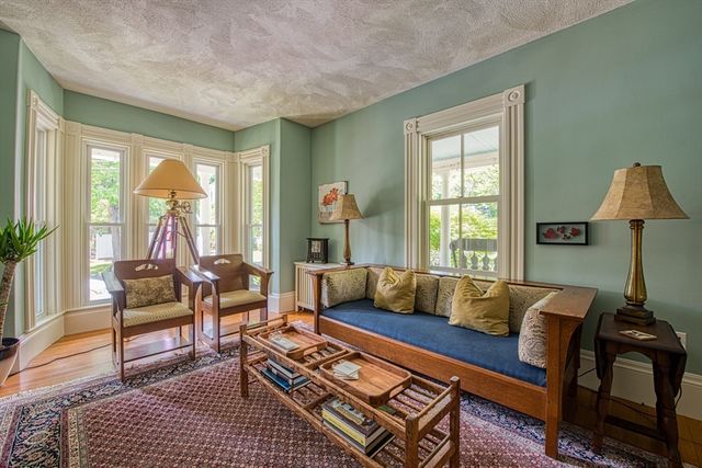 7 Oakland Ave., Easton, MA 02334