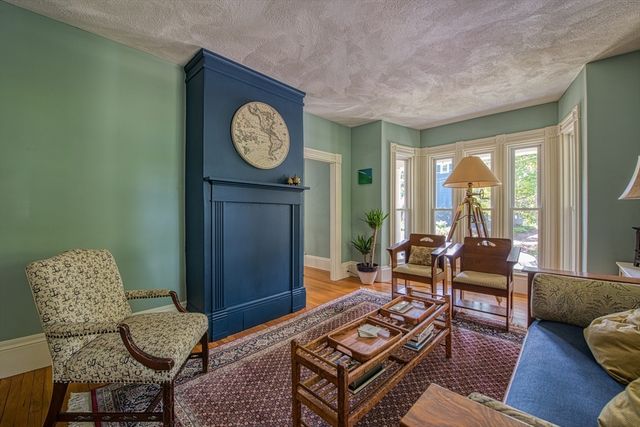 7 Oakland Ave., Easton, MA 02334