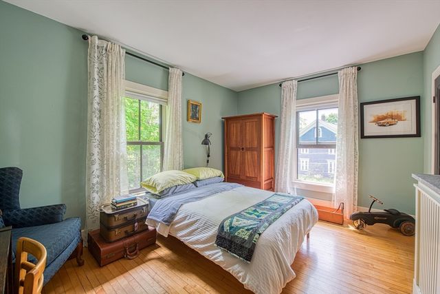7 Oakland Ave., Easton, MA 02334