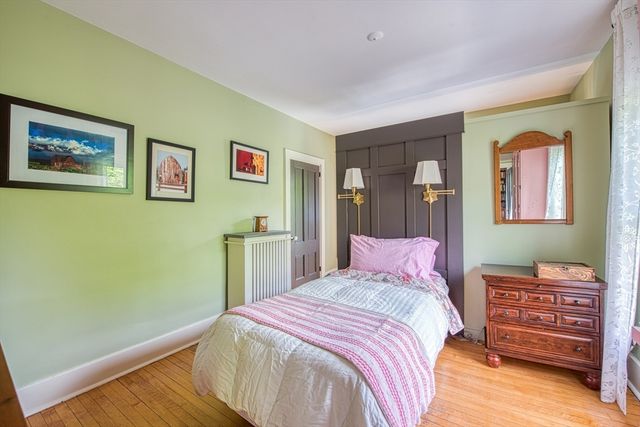 7 Oakland Ave., Easton, MA 02334