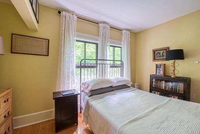 7 Oakland Ave., Easton, MA 02334