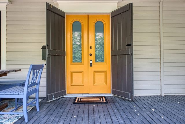 7 Oakland Ave., Easton, MA 02334